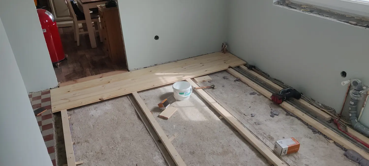 Fußbodenverlegearbeiten von Innenausbau Sternberg