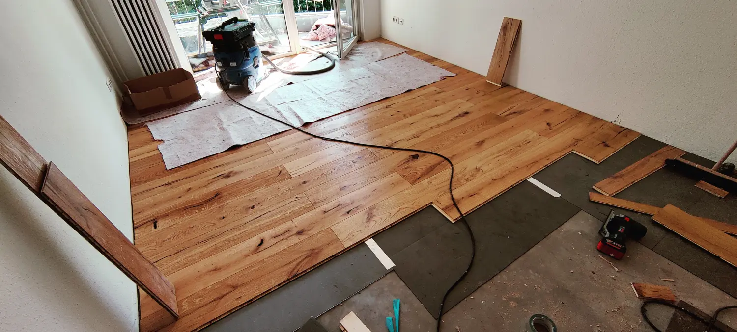 Fußbodenverlegearbeiten von Innenausbau Sternberg